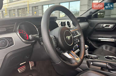 Купе Ford Mustang 2015 в 