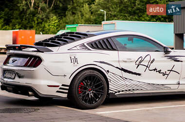 Купе Ford Mustang 2016 в 