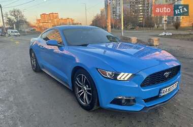 Купе Ford Mustang 2017 в 