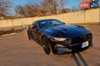 Купе Ford Mustang 2018 в 