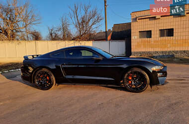 Купе Ford Mustang 2018 в 
