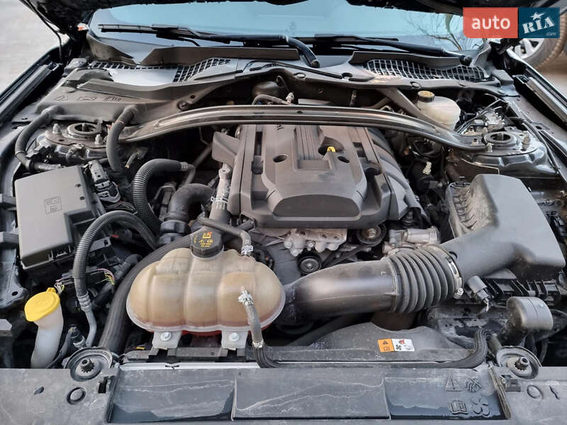 Купе Ford Mustang 2018 в Києві