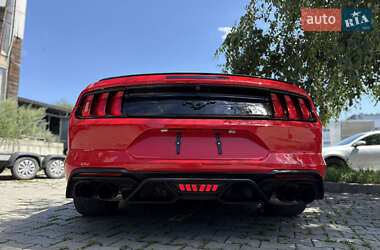 Кабриолет Ford Mustang 2019 в 