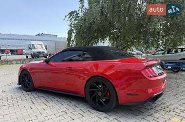 Кабриолет Ford Mustang 2019 в 