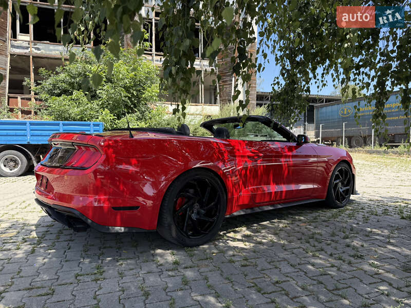 Кабриолет Ford Mustang 2019 в Черновцах фото 28 Кабриолет Ford Mustang 2019 в Черновцах