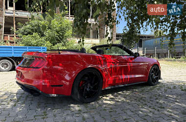 Кабриолет Ford Mustang 2019 в 