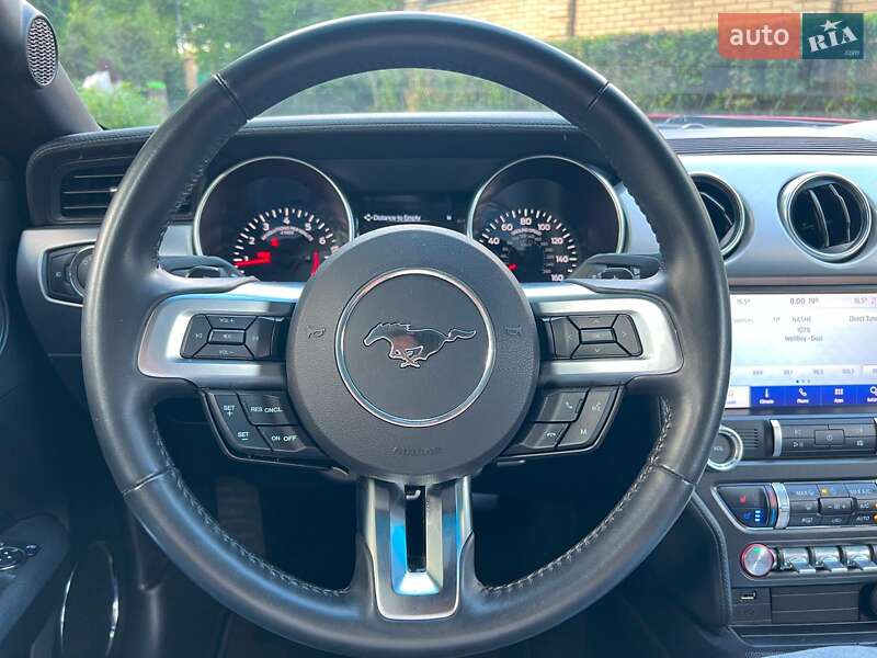 Кабриолет Ford Mustang 2019 в Киеве