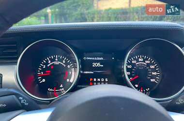 Кабриолет Ford Mustang 2019 в 