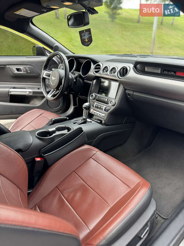 Купе Ford Mustang 2018 в Києві