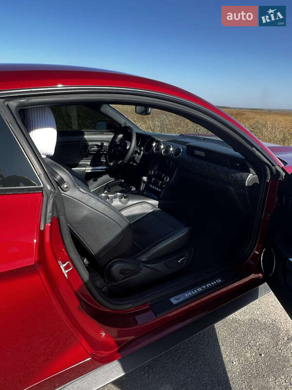 Купе Ford Mustang 2016 в Днепре фото 5 Купе Ford Mustang 2016 в Днепре