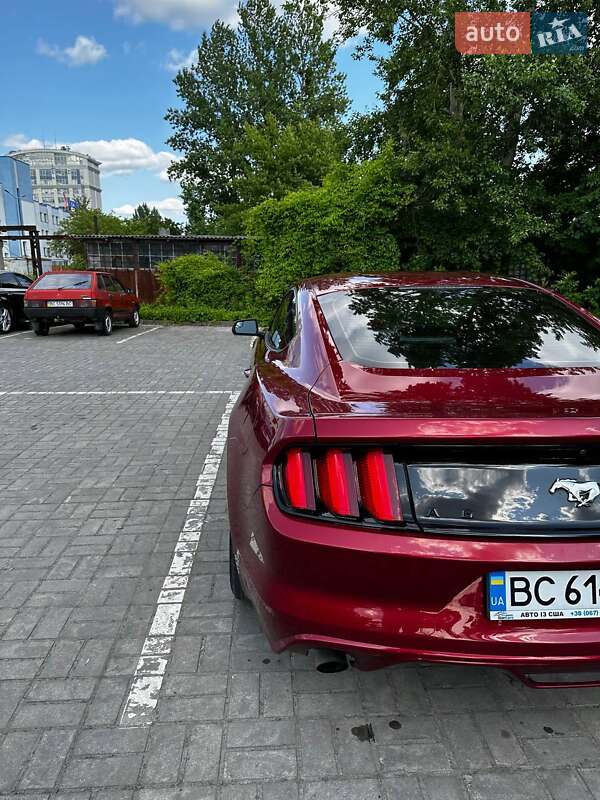 Купе Ford Mustang 2017 в Львове