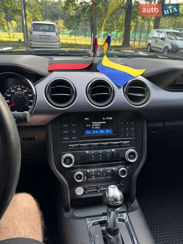Купе Ford Mustang 2016 в Харькове