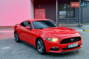 Купе Ford Mustang 2016 в 