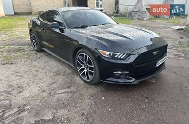 Купе Ford Mustang 2014 в 