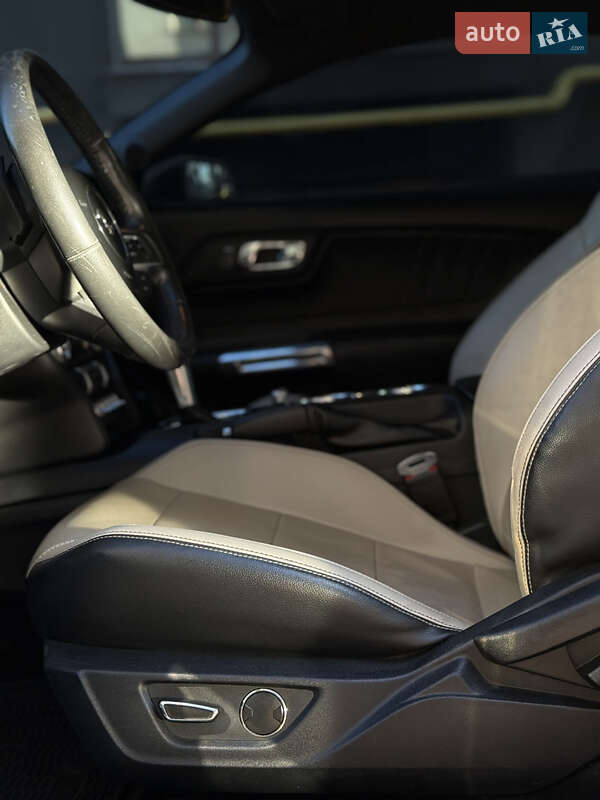 Купе Ford Mustang 2015 в Івано-Франківську фото 25 Купе Ford Mustang 2015 в Івано-Франківську