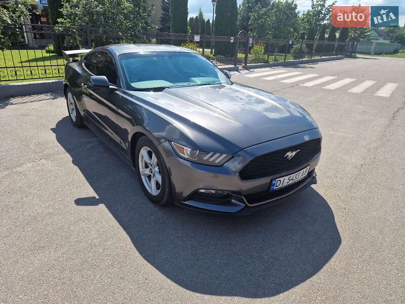 Купе Ford Mustang 2017 в Киеве фото 17 Купе Ford Mustang 2017 в Киеве
