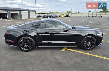 Купе Ford Mustang 2016 в Киеве