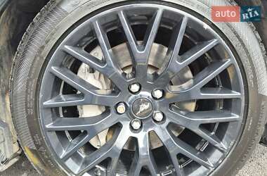 Купе Ford Mustang 2016 в Киеве