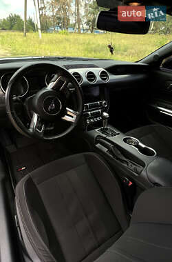 Купе Ford Mustang 2020 в 
