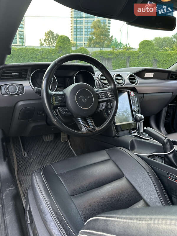 Купе Ford Mustang 2015 в Днепре