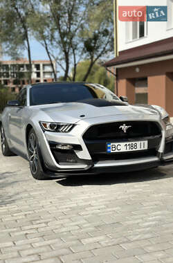 Купе Ford Mustang 2016 в 