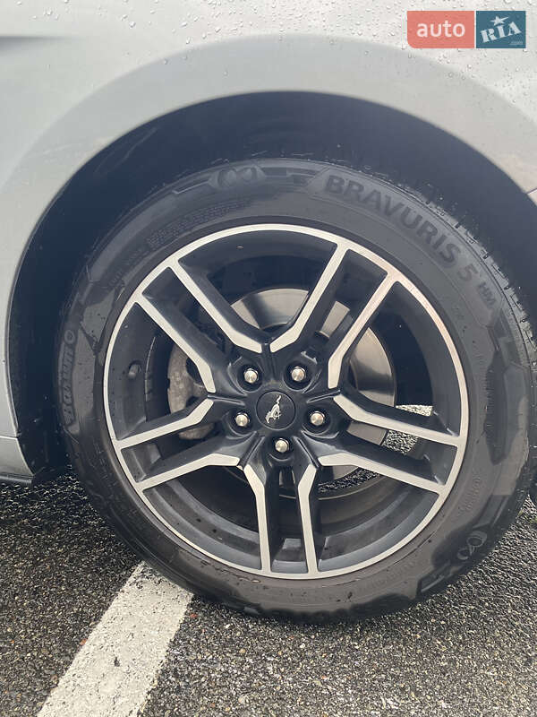 Купе Ford Mustang 2019 в Києві
