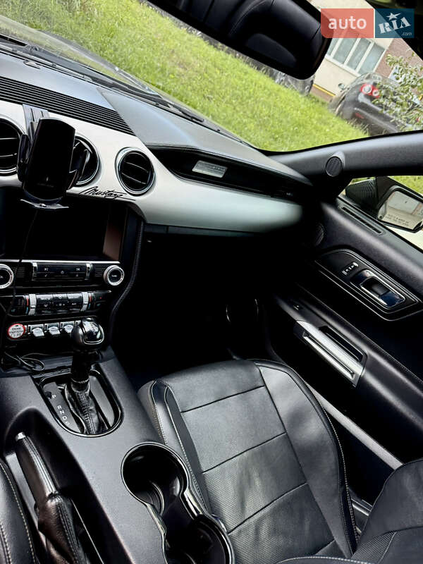 Купе Ford Mustang 2015 в Хмельницькому фото 12 Купе Ford Mustang 2015 в Хмельницькому