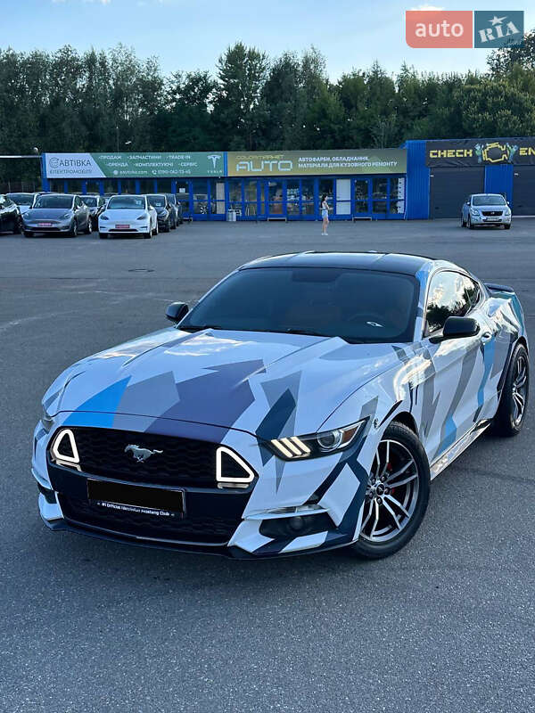 Купе Ford Mustang 2014 в Киеве
