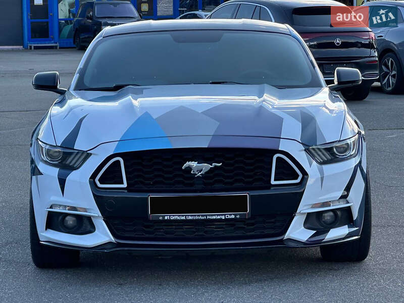 Купе Ford Mustang 2014 в Киеве