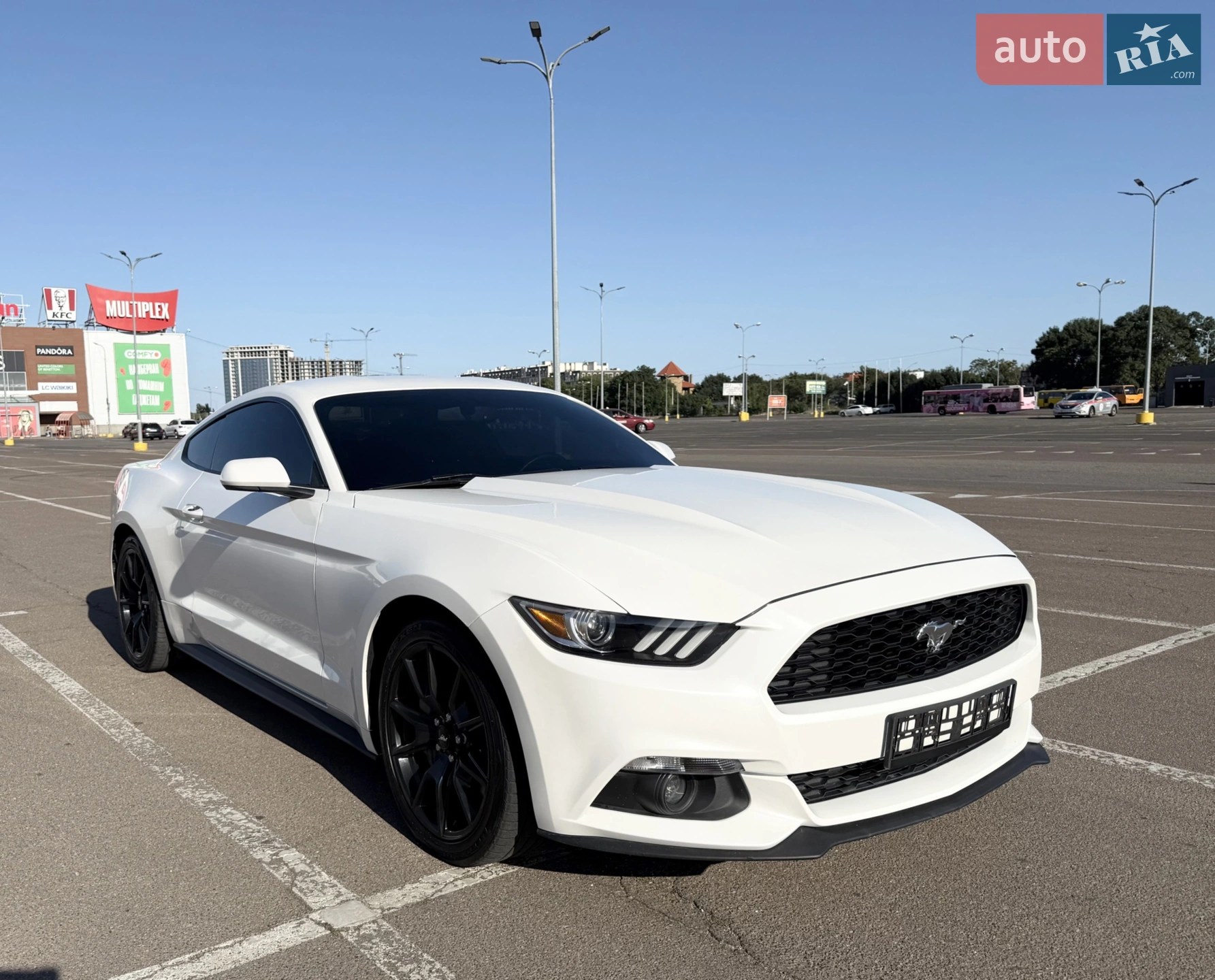 2017 Ford Mustang - мініатюра 3
