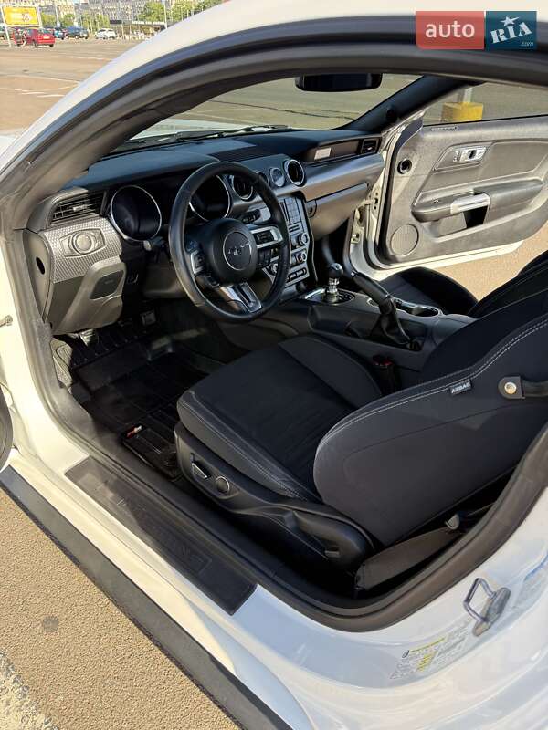 Купе Ford Mustang 2017 в Одессе фото 9 Купе Ford Mustang 2017 в Одессе