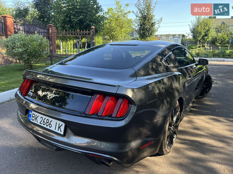 Купе Ford Mustang 2017 в Рівному