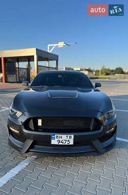 Купе Ford Mustang 2015 в 