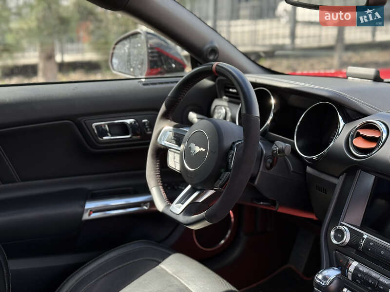 Купе Ford Mustang 2017 в Киеве