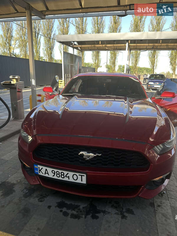 Купе Ford Mustang 2015 в Киеве