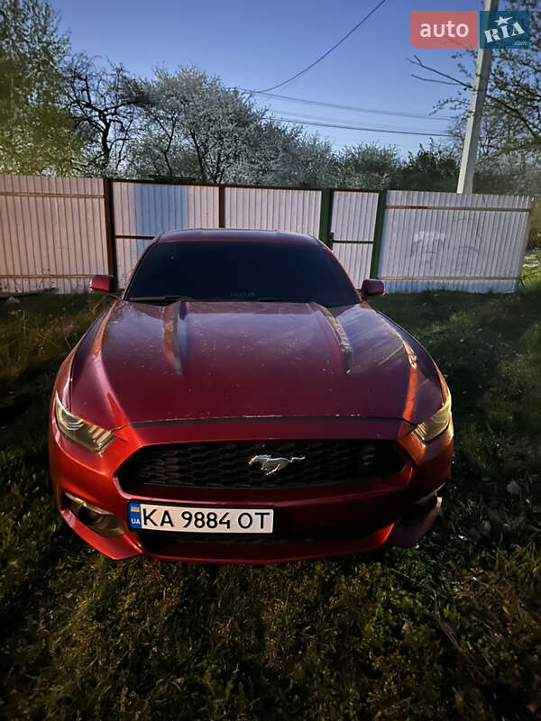 Купе Ford Mustang 2015 в Киеве
