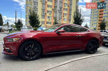 Купе Ford Mustang 2017 в 