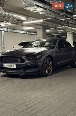 Купе Ford Mustang 2015 в Львове