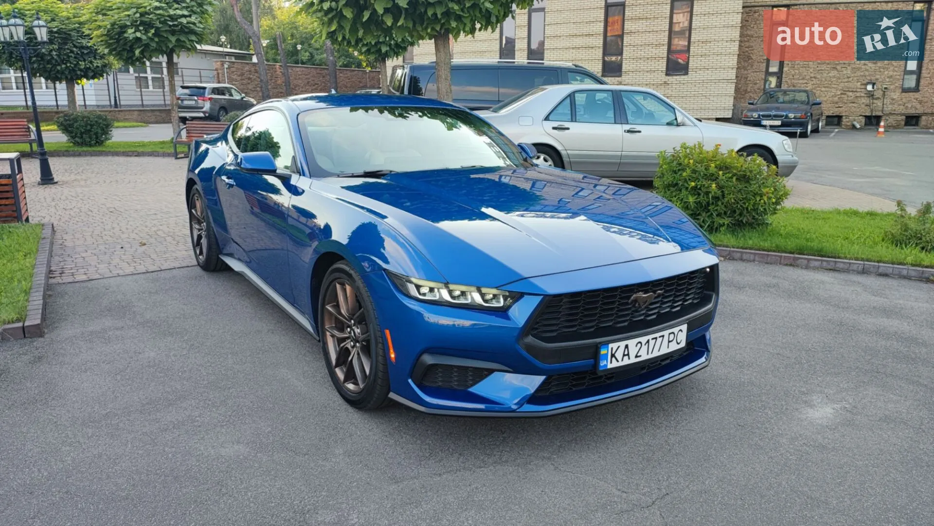 2024 Ford Mustang - мініатюра 4