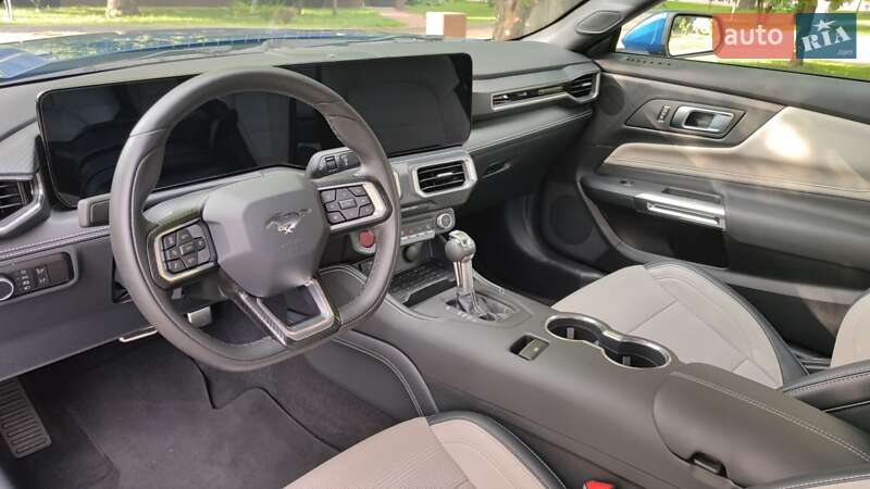 Купе Ford Mustang 2024 в Києві
