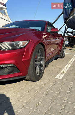 Купе Ford Mustang 2016 в 