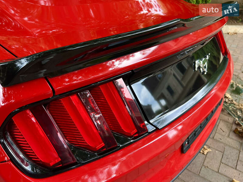 Купе Ford Mustang 2015 в Одесі