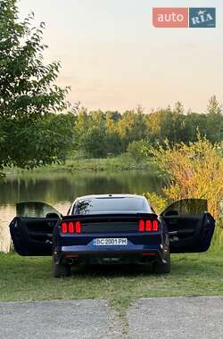 Купе Ford Mustang 2016 в 