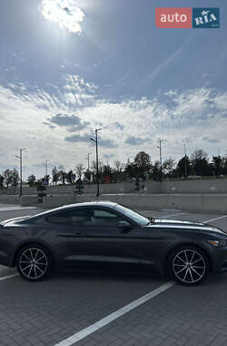 Купе Ford Mustang 2016 в 