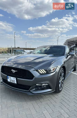 Купе Ford Mustang 2016 в 