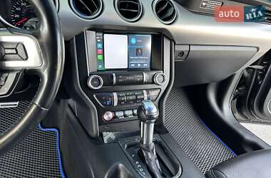 Купе Ford Mustang 2019 в 