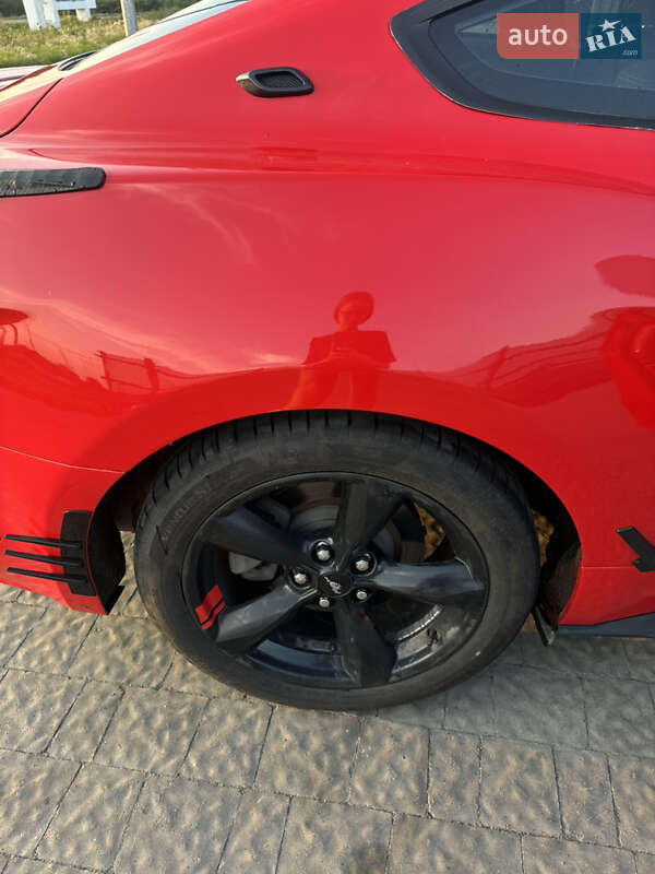 Купе Ford Mustang 2015 в Львове фото 10 Купе Ford Mustang 2015 в Львове