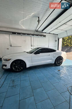 Купе Ford Mustang 2015 в 