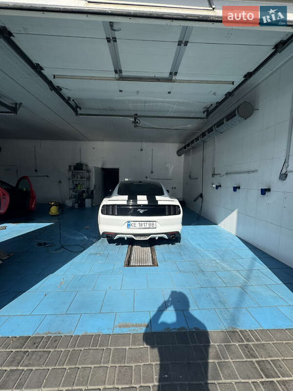 Купе Ford Mustang 2015 в Днепре фото 22 Купе Ford Mustang 2015 в Днепре