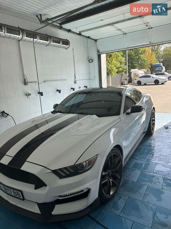 Купе Ford Mustang 2015 в Днепре фото 29 Купе Ford Mustang 2015 в Днепре